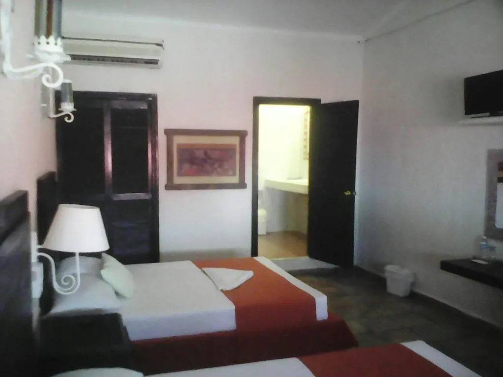 ****  Costa Del Mar Hotel Playa del Carmen Mexico
